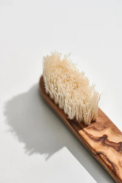 One Truly Natural Toothbrush - Image 2