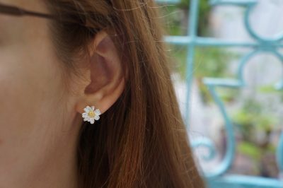 Chamomile earrings studs - Image 4