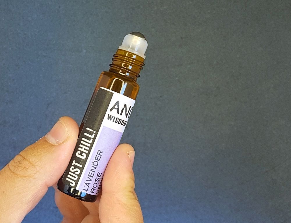 Just chill calming roll-on natural perfume - Image 3