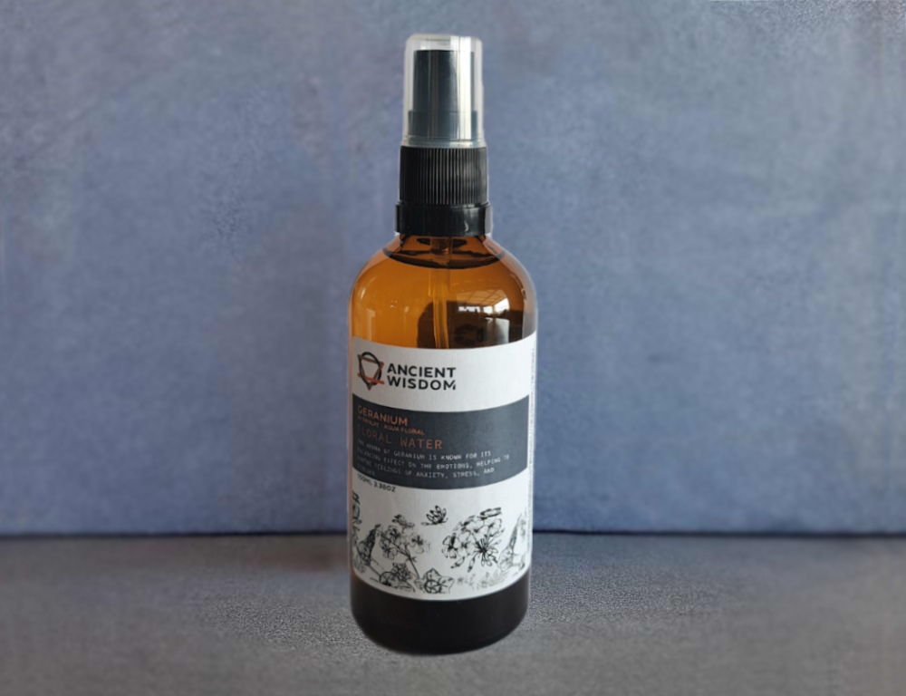 Geranium floral water toner